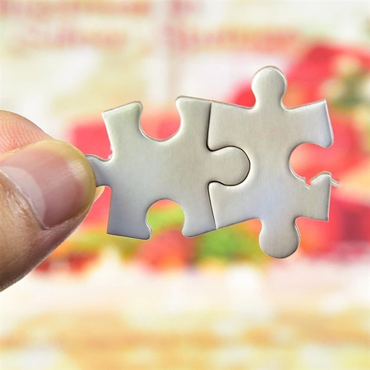 Unzip The Tabletop Puzzle Toy